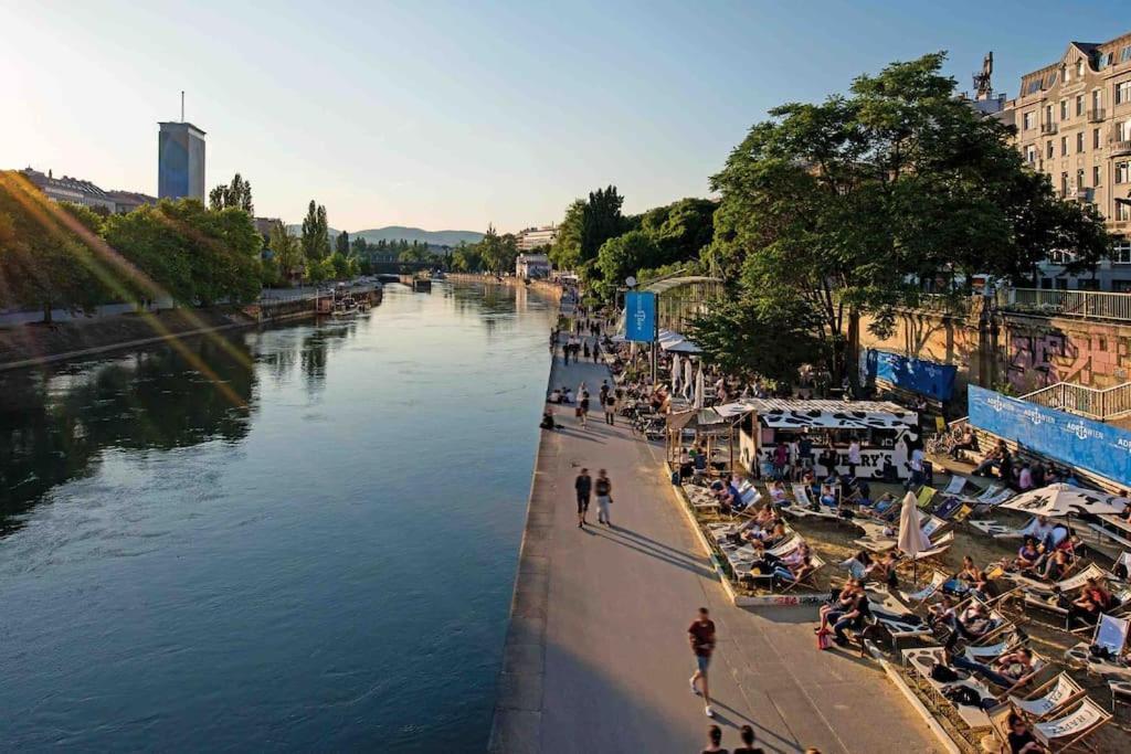 Smart Apt Mit Balkon Am Augarten Park Naehe Zentrum فيينا المظهر الخارجي الصورة